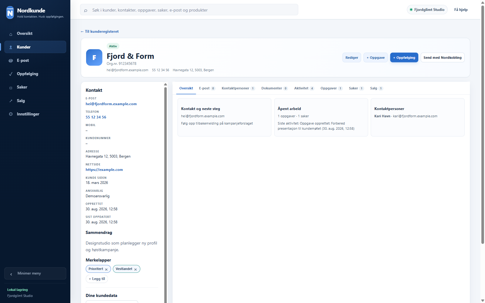 Nordkunde viser en oppdatert kundearbeidsflate for en fiktiv virksomhet med kontaktinformasjon, historikk og neste handling.